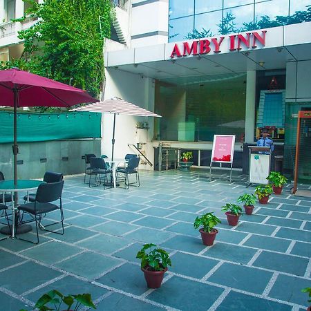Hotel Amby Inn New Delhi Extérieur photo