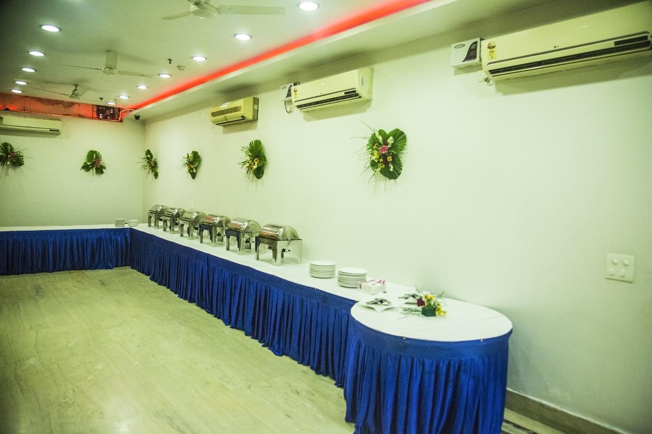 Hotel Amby Inn New Delhi Extérieur photo