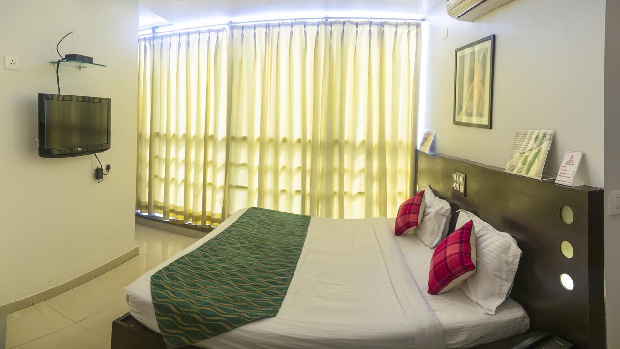 Hotel Amby Inn New Delhi Extérieur photo
