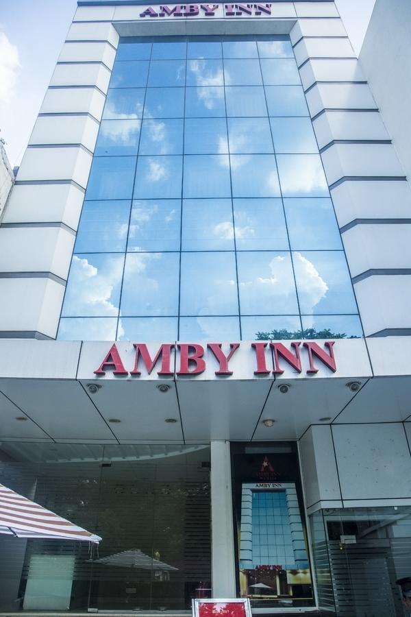 Hotel Amby Inn New Delhi Extérieur photo
