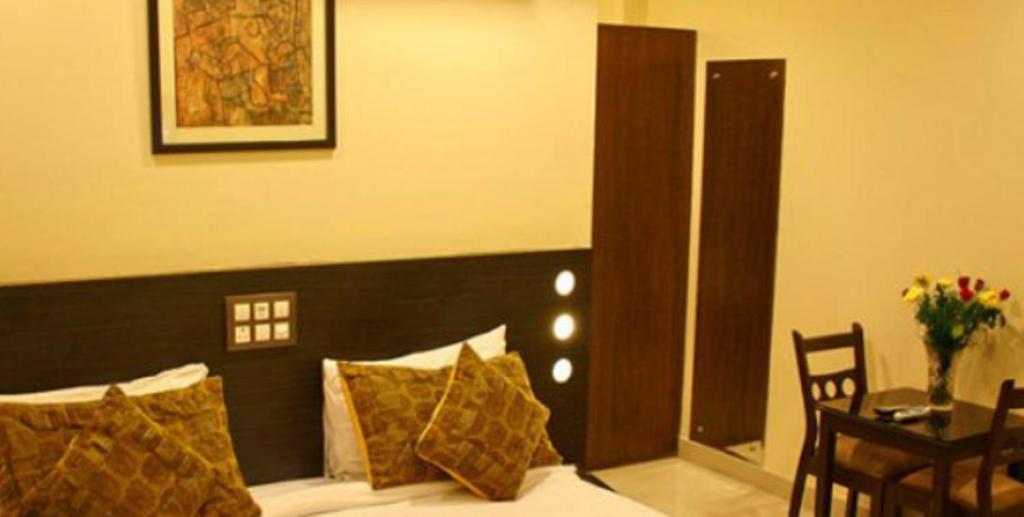 Hotel Amby Inn New Delhi Extérieur photo