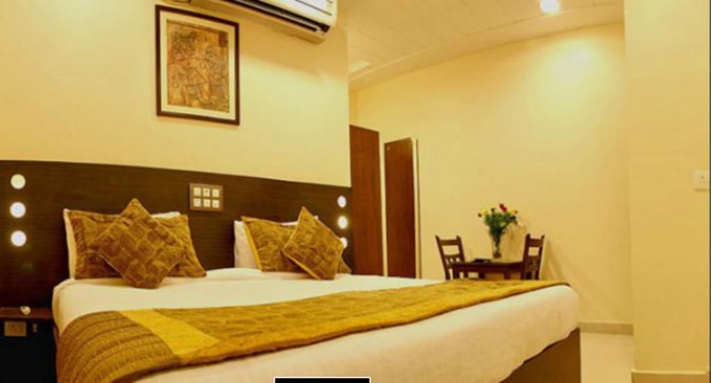 Hotel Amby Inn New Delhi Extérieur photo
